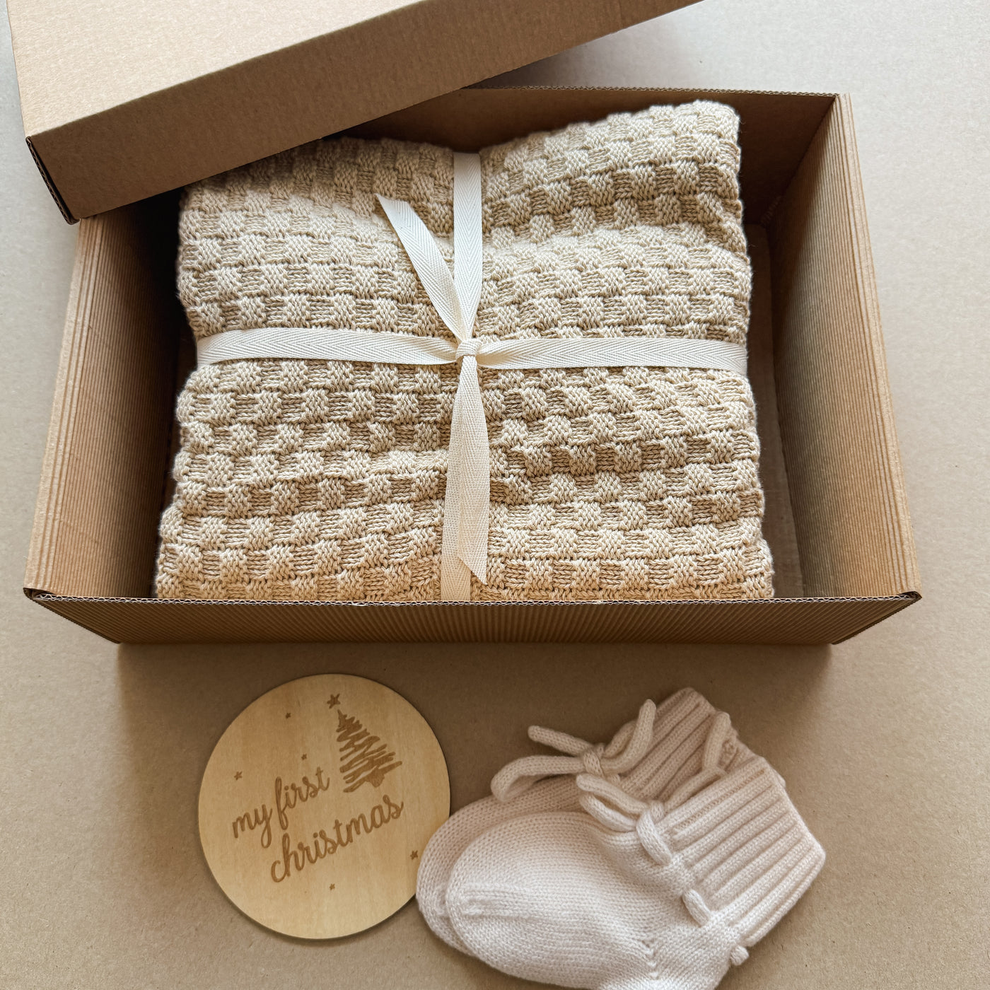 Baby Gift Box - Rainbow Newborn