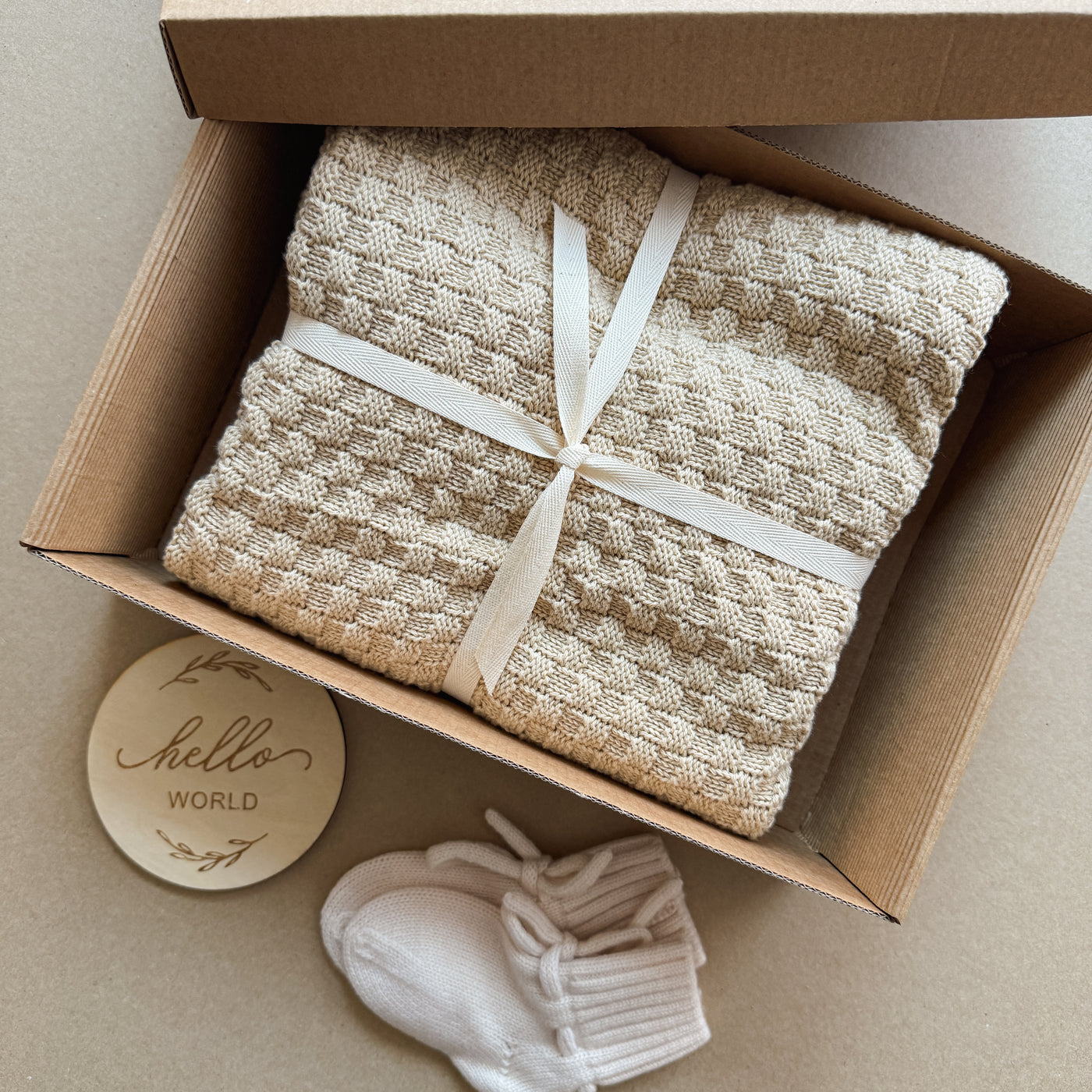 Baby Gift Box - Rainbow Newborn